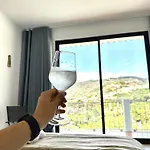 Apartament Oasis - *