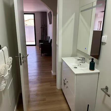 Oasis - Фуншал